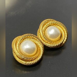 Chanel Vintage Faux Pearl in Classic Rope Frame Clip Earrings